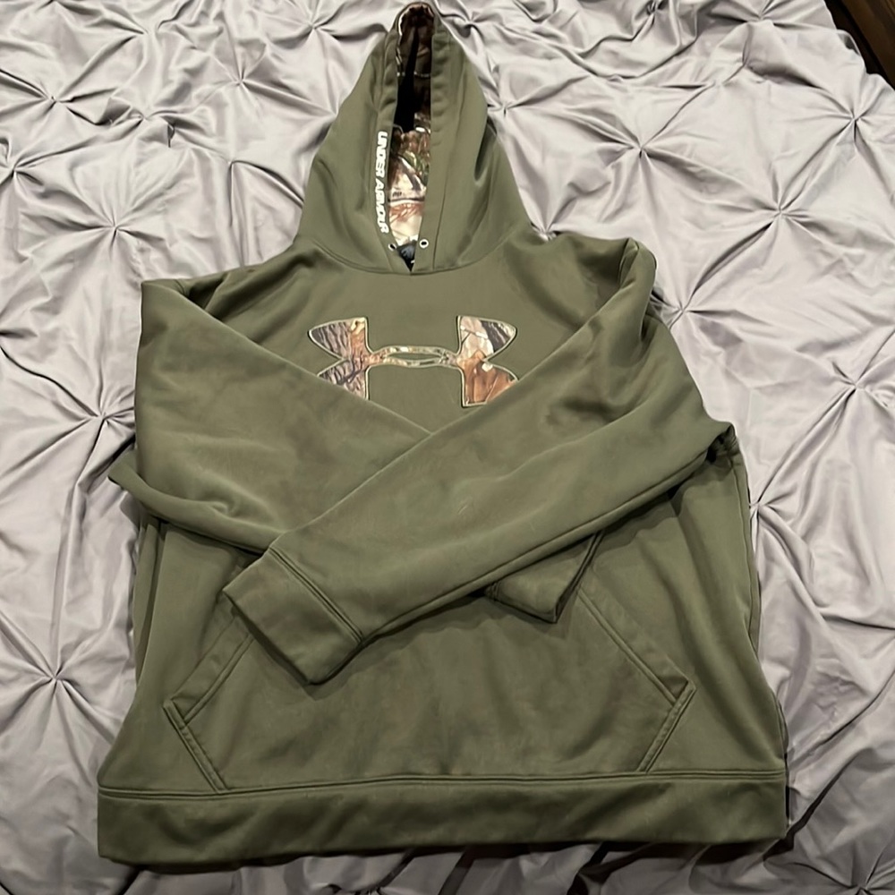 Mens Under Armour Hoodie - Large